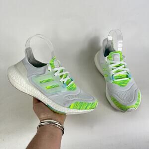 Adidas Ultraboost 22 Sneaker's Women's 7 Gray Lace Up Running Shoes GX5926